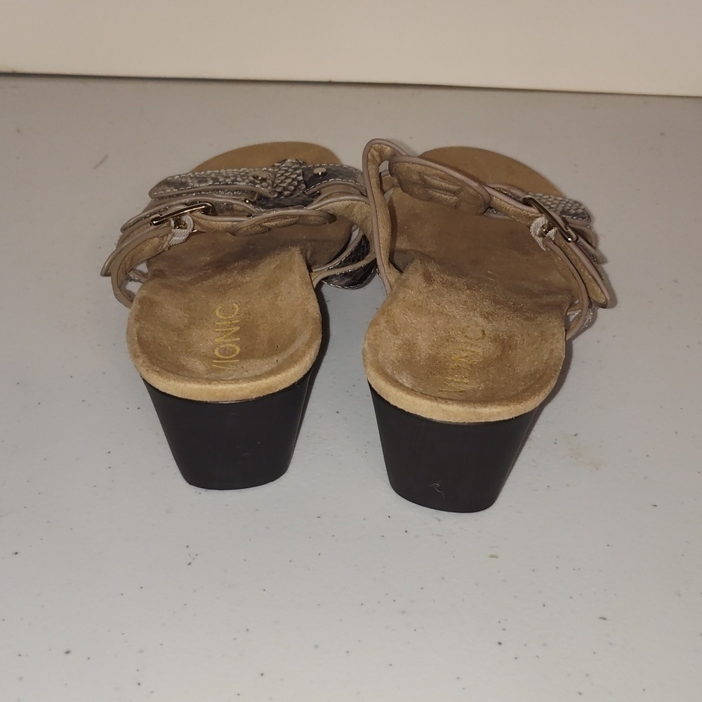 Vionic Sandal, Snake Print, Size 7 - Picture 3 of 12